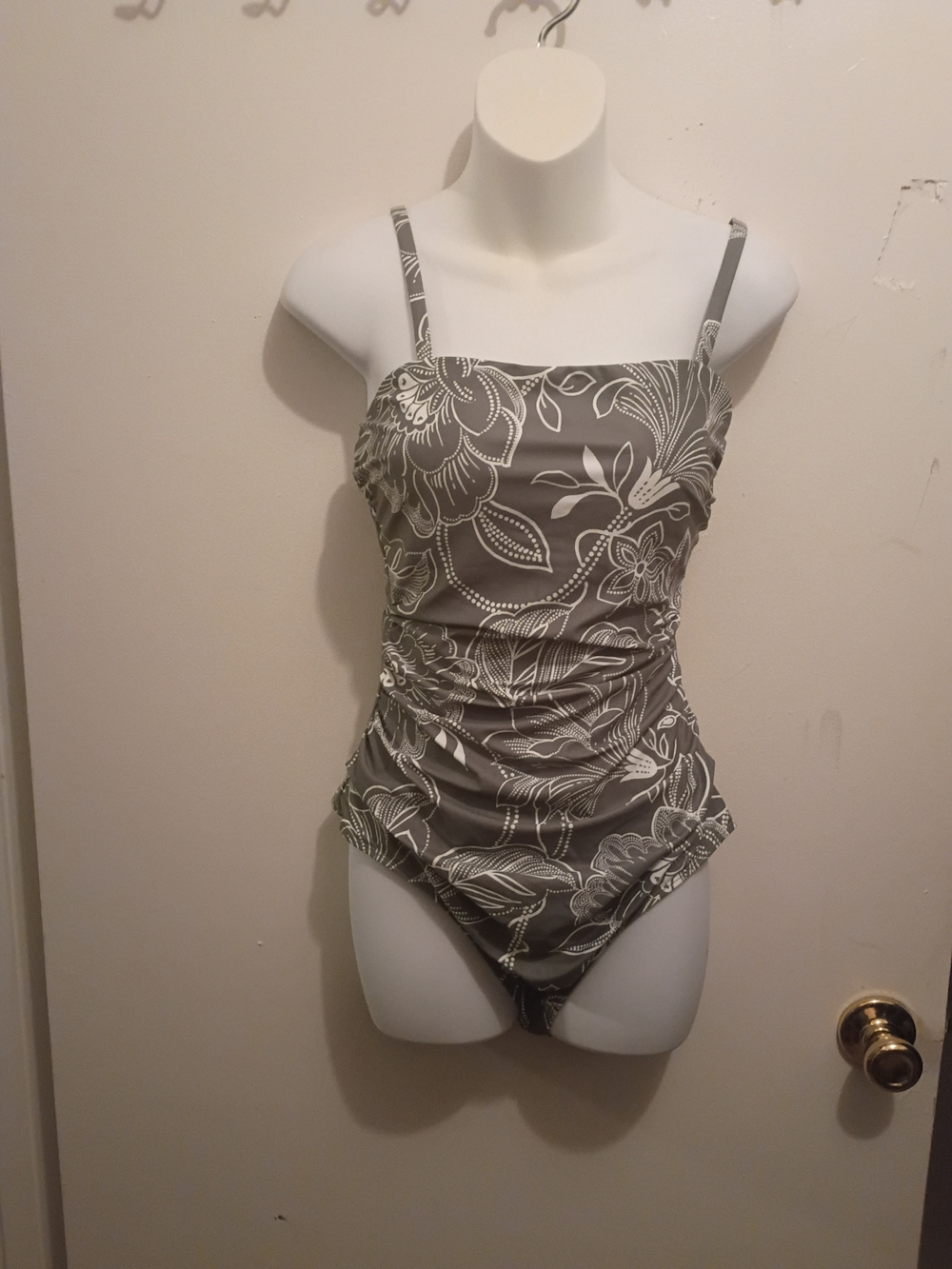 Cupshe Grey Floral One-Piece Swimsuit with White Print - Kids